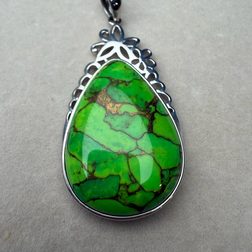 Sterling Green Apple Turquoise Pendant MSi MIKI Thailand Artisan Large Bale